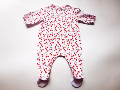 China Footies largos Cherry Print de la manga del bebé delantero rápido en venta