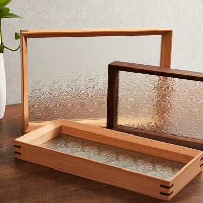 China Sustainable Vintage Retro Embossed Glass Serving Tray Small Storage Tray Home Decorative Cafe Fruit Tray for sale