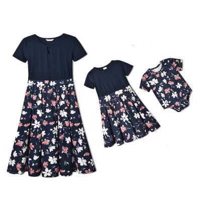 China Mom matching family anti-pilling dress and baby flower clothing mother daughter short sleeve mommy and me dresses for sale