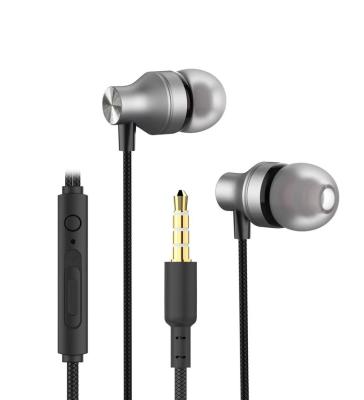 China Breathable In-Ear Wired 3.5mm Microphone Metal Material Earphone With Micphone for sale