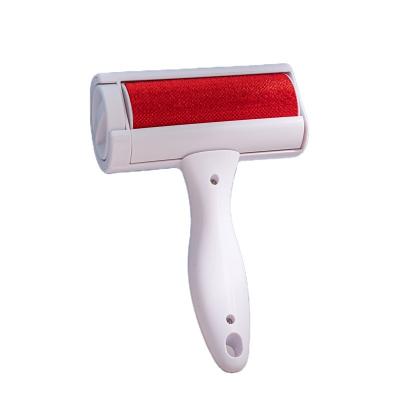 China Sustainable Pet Roller Brush Portable Cat And Dog Roller Cleaning Brush for sale