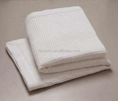 China Full 100 High Quality Fancy White Cotton Hospital Waffle Blankets SCPHB-1 for sale