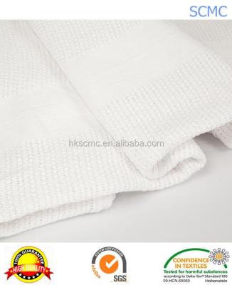 China Flame Retardant Professional Standard Queen White 100% Cotton Are Warm Cellular Blankets for sale