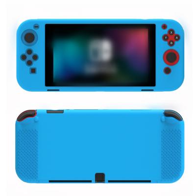 China Cubierta de silicona cargada directamente para Nintendo Switch diseño de retroempate OLED en venta