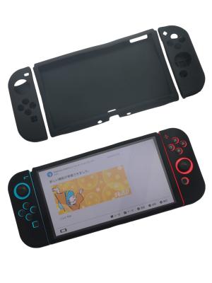 China Diseño dividido de la tapa de silicona media coincide con la tapa de agarre Joycon para NS OLED en venta