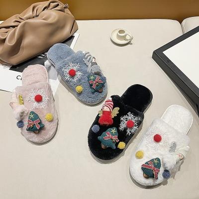 China New Design Trend Fashion Home Slipper Christmas Indoor Shoes Promotional Anti Slippery Slippers for sale