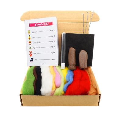 China Europe Needle Felting Kits Reserve 11 Colors 80g/2.8oz For Making 6 DIY Felted Yarn Yarn Kits For Felting With Gift Box for sale