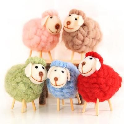 China DIY Illustration Wool Felt Sheep Design Figurine Education Felt Animals Toy Home Decoration Ornaments for sale