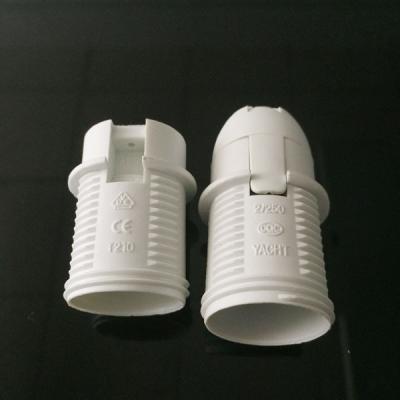 China Plastic Screw E14 LED Bulb Holder Edison Screw Pendant Lamp Holder for sale