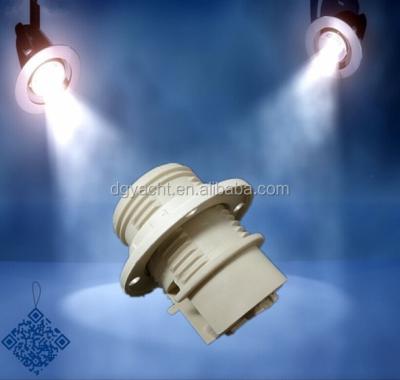 China Plastic Standard E14 Screw Socket Lamp Cap e14 Electric Lamp Holder With Shade Ring for sale