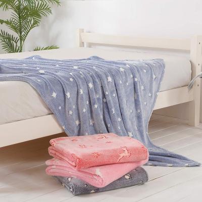 China PORTABLE Rainbow Unicorn Winter Warm Funny Glow in the Dark Star Blanket Soft Microfiber Flannel Blanket for Kids for sale