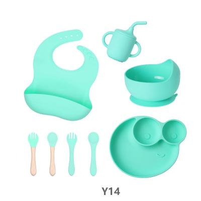 China Cartoon XLEE Sells 8 Pieces Baby Feeding Set Silicone Feeding Set BPA Free Baby Feeding Set for sale