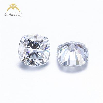 China Fire Goldleaf Factory Price Color Play Or Cushion Cut Synthetic Moissanite Stone 0.5ct To 7ct DEF VVS1Moissanite Loose Diamond for sale