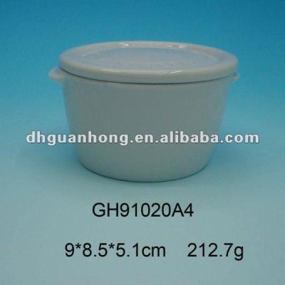 China Sustainable Round Ceramic White Storage Containers With Lid for sale