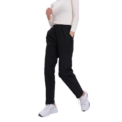 China New Casual Anti-wrinkle Black White Elastic Waist Stretch Shorts Jeans For Women Pants for sale