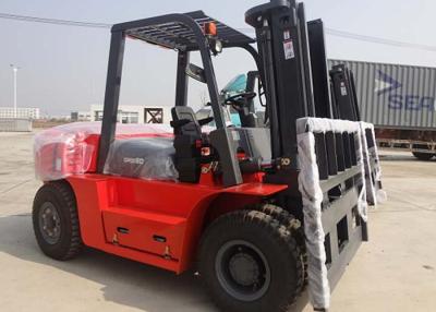 China High Performance Space Adjustable 8 Tonne Heavy Duty 4 Wheel Forklifts With Side Shift for sale