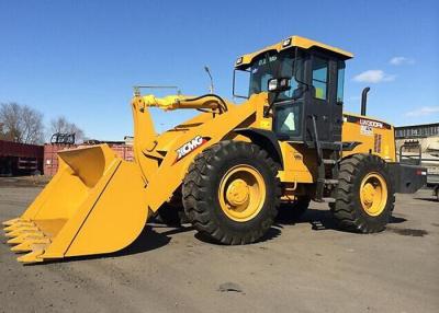 China 1,8 Cargador de la rueda de la parte frontal del tractor de la capacidad del cubo M3 con 3 toneladas clasificadas en venta