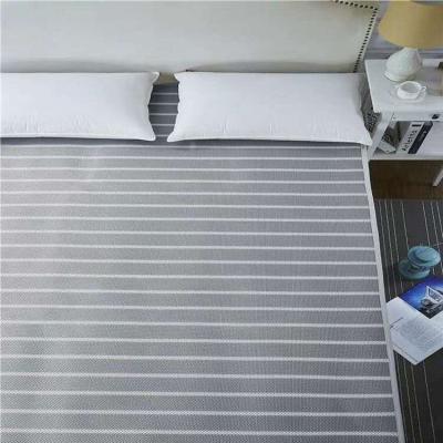 China Cooling Soft Breathable 1cm And Washable Polyester Cooling 3d Spacer Mattress for sale