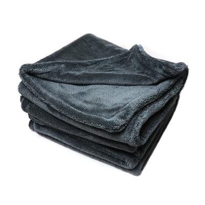 China Car Detailing Wholesale High Quality Plush Detailing 1200gsm 1400GSM 50x80cm Double Edgeless Pile Laid Twisted Loop Microfiber Drying Towel for sale