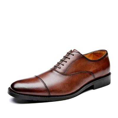 China Fashion Trend Wholesale Whip British New Men's Handmade Stylish Shoes Autumn Business Shoes Leather Breathable Oxford for sale