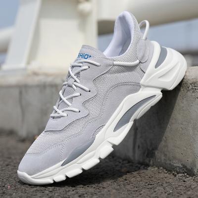 China Fashionable old men's casual shoes leather white breathable sneakers all-match new Korean fashion trend summer sports shoes for sale