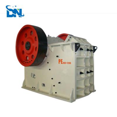 China Mini Type Small Scale Mining Mining Jaw Crushing Portable Stone Crusher Machine for sale