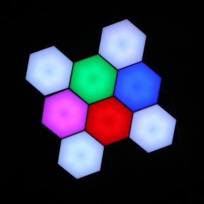 China Modern Indoor Decorative Hexagon LED Wall Light Smart RGB Dynamic Hexagonal Lights with Remote Control for sale