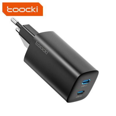 China Toocki Quality GaN Technology 2 Type Mobile Phone/Laptop/Tablet Fast Charging gan Best Port PD 65w Travel Charger for sale