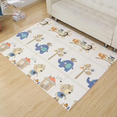 China High Quality Eco-Friendly Cartoon Child Foldable Blanket Waterproof To Protect Baby Blanket Big Play Crawling Mat For Babies for sale