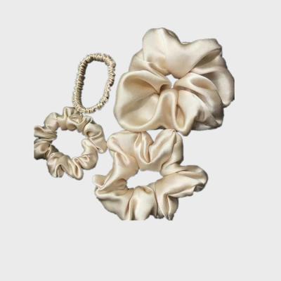 China High Quality And Beautiful Fashion Women Fashoin 100% Silk Scrunchies For Ponytail Holder for sale