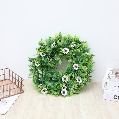 China 2021 Real Home Door Hanging Daisy Wreath Wedding Decoration Artificial Wreath for sale