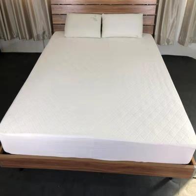 China Anti-Bacteria Wholesale Bedspread Bamboo Jacquard Protector Hypoallergenic Folding Waterproof Mattress Protector for sale