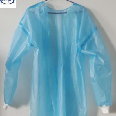 China Liquid PE PPE Chemical Resistance Daily Used Isolation Gown for sale