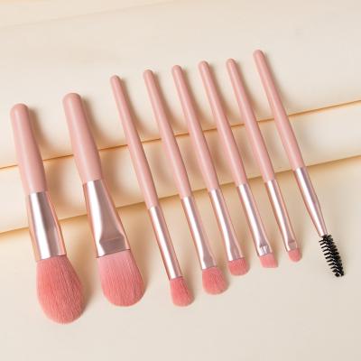 China Angular Blush Premium Customized Color Cosmetic Brush Short Wooden Handle Makeup Brush With Bag for sale