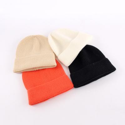 China OEM COMMON Hot Sale Wool Solid Color White Beanie Winter Hat Knitted Winter Hats for sale