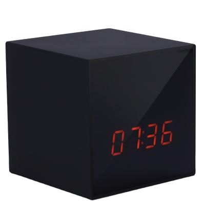 China Smart Motion Detection Sale Clock Mini CCTV CCTV IP Wifi HD Night Vision Low Power Detective Hidden Security Camera Mini for sale