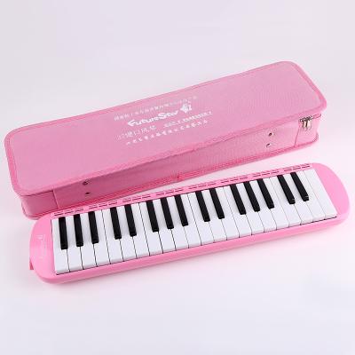 China Junior Children of plastic 37 main new popular and high quality plastic melodica for sale for sale