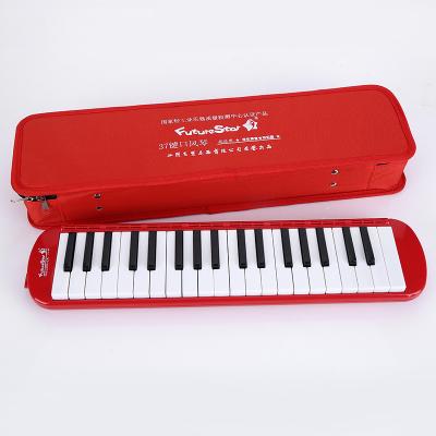 China Plastic melodion 37 main piano melodica with bag mouthpiece hard chanter easy to learn for sale