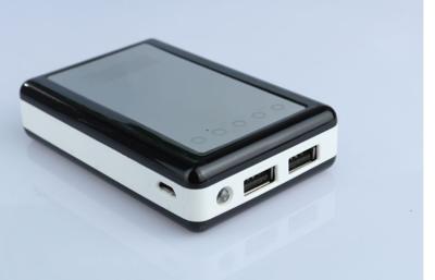 China Black Square Plastic Universal Portable Power Bank 8400 Mah For Mobile Phone for sale