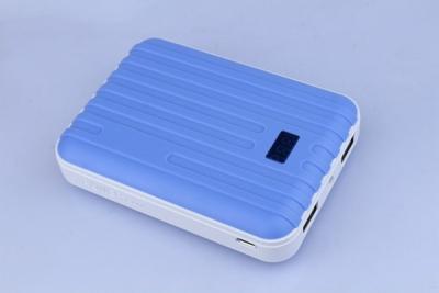 China O telefone móvel de grande capacidade conduziu o banco 8800mah do poder com a saída dobro, azul à venda