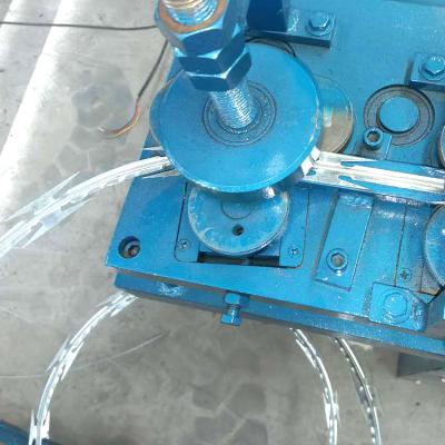 China Other Automatic Razor Blade Barbed Wire Mesh Making Machine for sale