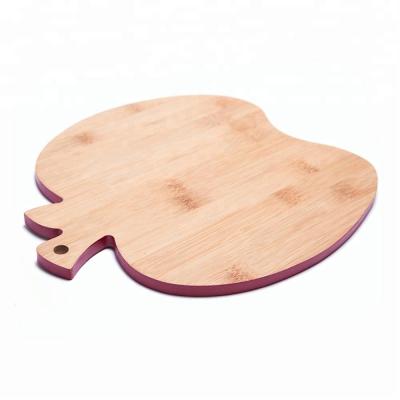 China Eco-Friendly Sustainable Kitchen Bamboo Cutting Plate Shape Apple Bamboo Cutting Board for sale