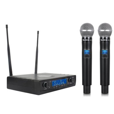 China High Quality Headset Microphone Bk-U3001 Microphone Total Has Dual Channel Professional UHF 200Selectable Frequencies Microphone For Singing for sale