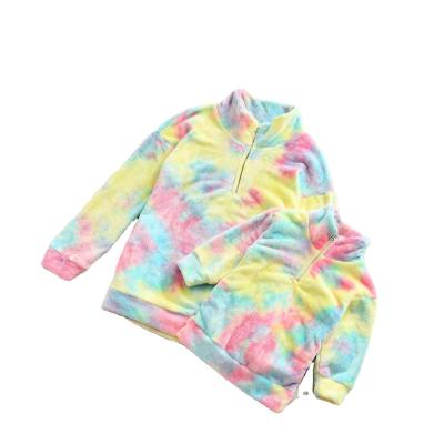 China Breathable Mommy And Me Tie Dye Sweatsuits Fleece Pullover Winter Apparel for sale