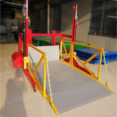 China Easy Operation Premium Quality Bulk Container Loading Equipment 2 Tons Loading Capacity Portable Lift Platform For Truck for sale