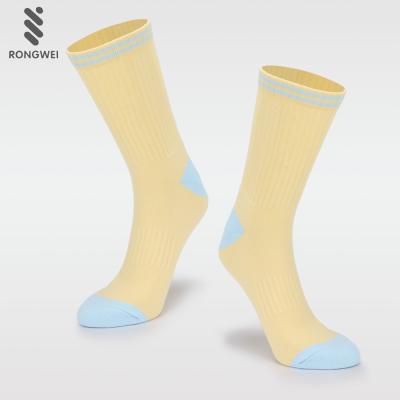 China Antibacterial Wholesale Fashion Crew Sports Breathable Yellow Nylon Socks for sale