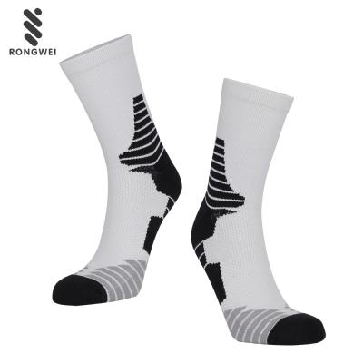 China Antibacterial Custom High Quality Thick White Sock Cotton Sports Basketball Socks for sale