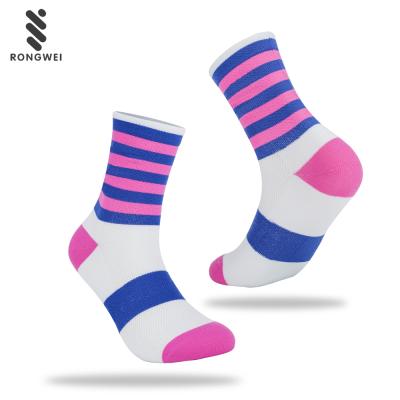 China 2021 New Design White Stripe Antibacterial Breathable Nylon Thin Cycling Socks for sale