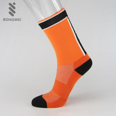 China 2019 High Elasticity Antibacterial Outdoor Sports Cycling Socks Road Quick Dry Bicycle Riding Socks for sale