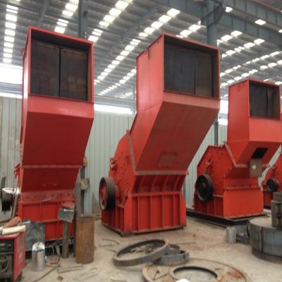 China Zhengzhou City Heavy Scrap Metal HUAHONG Scrap Metal Crusher for sale